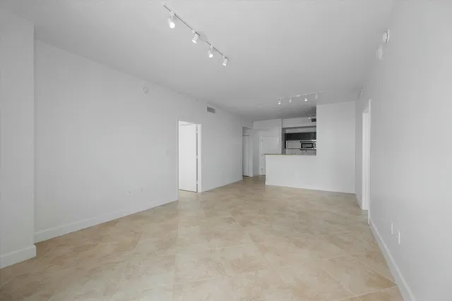 Cityplace South Tower Unit 1605 photo 10