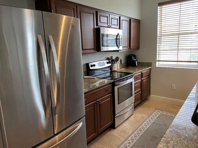 The Montecito Unit 512 photo 6