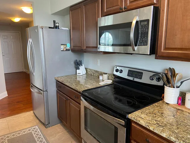 The Montecito Unit 512 photo 7