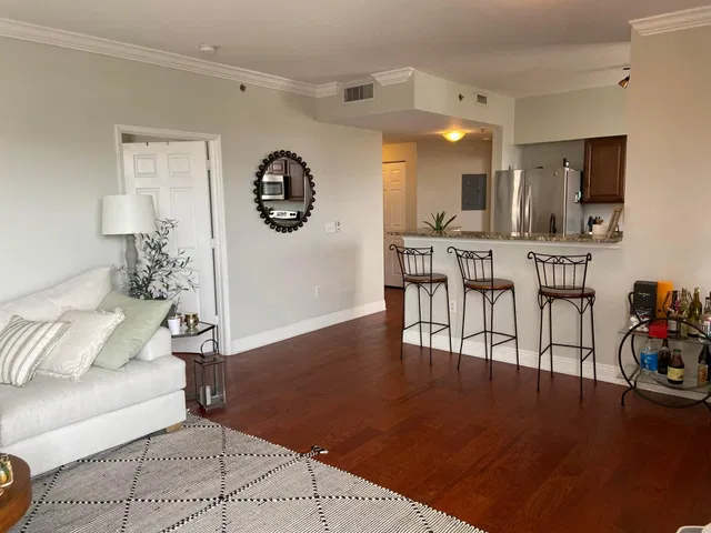 The Montecito Unit 512 photo 9