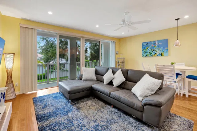 Mallory Creek Abacoa Residence photo 15