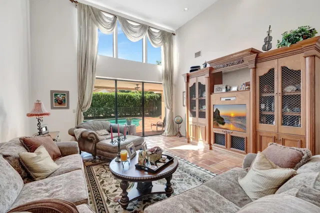 Colonnade Boca Raton Residence photo 3