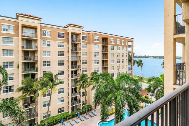 Flagler Pointe Unit 705 photo 2