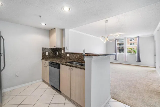 Flagler Pointe Unit 705 photo 6