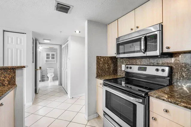 Flagler Pointe Unit 705 photo 7