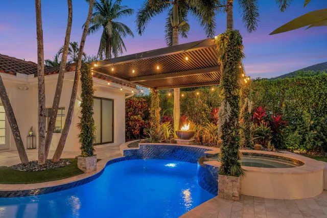 Seasons Residence photo 3