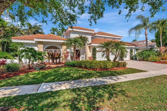 Seasons Residence photo 11