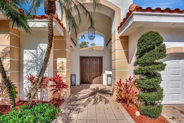 Seasons Residence photo 12