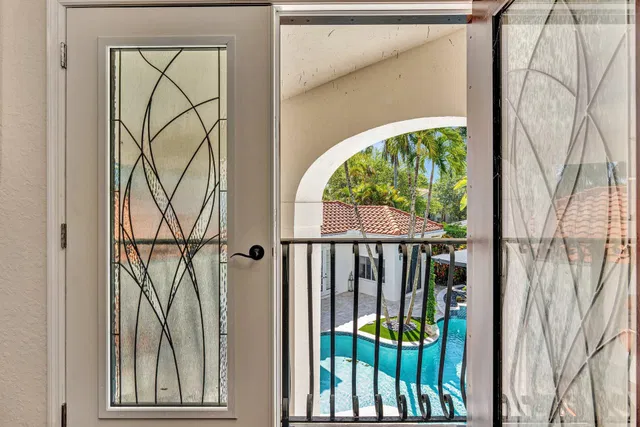 Seasons Residence photo 57