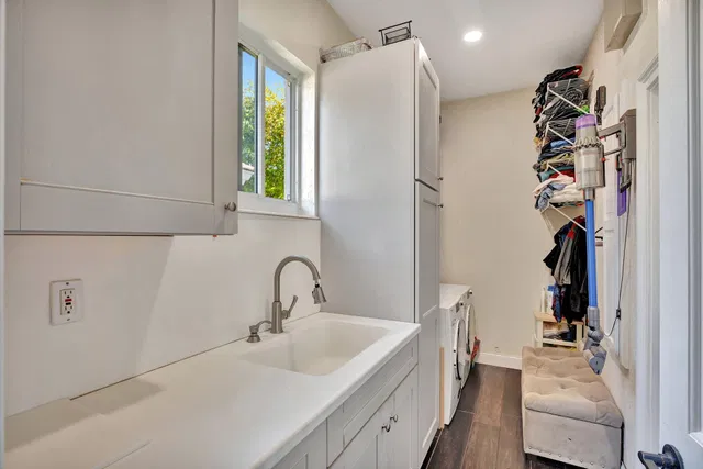 Seasons Residence photo 68