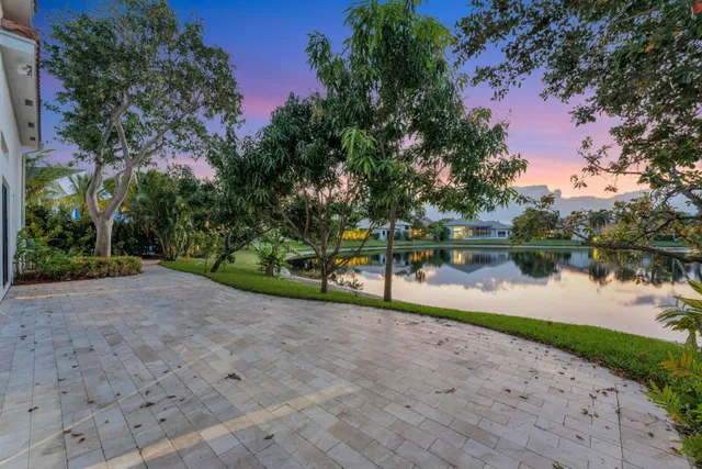 Seasons Residence photo 85