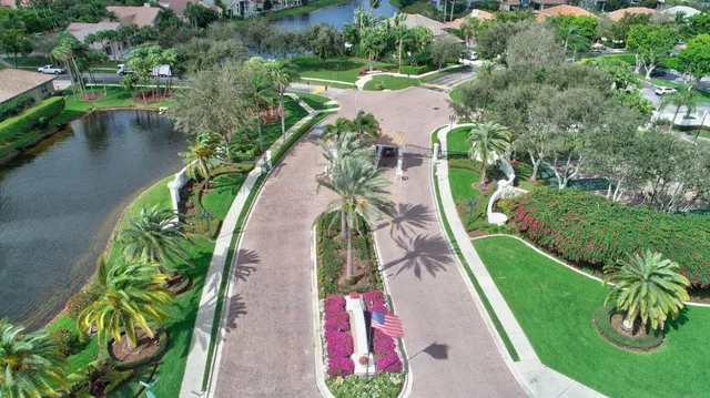 Seasons Residence photo 94