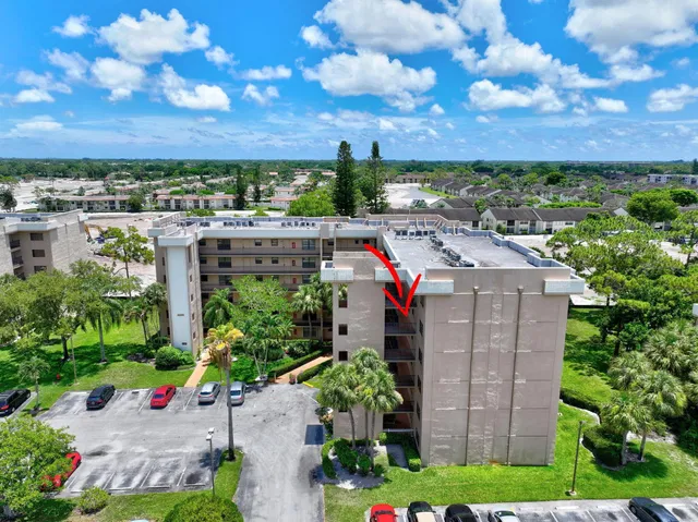 Unit 507 photo 11