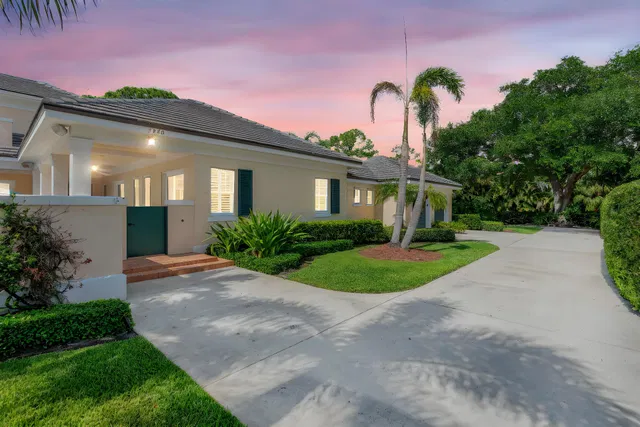 Admirals Cove Residence photo 5