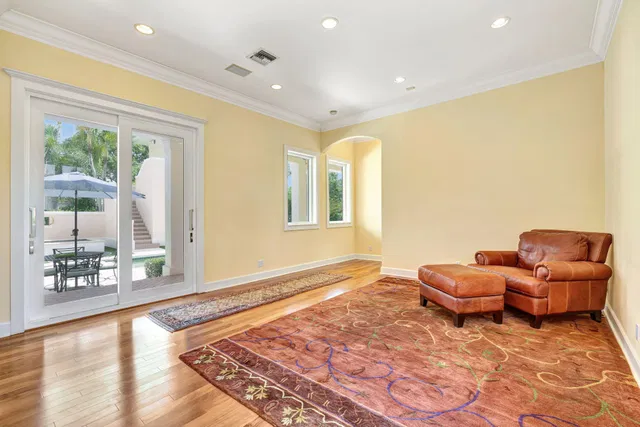 Admirals Cove Residence photo 19