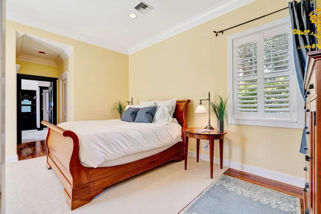 Admirals Cove Residence photo 27