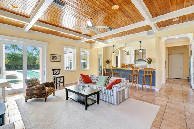 Admirals Cove Residence photo 31