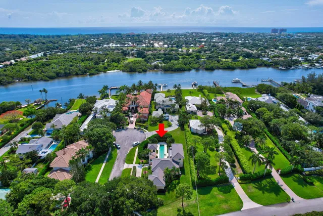 Admirals Cove Residence photo 39