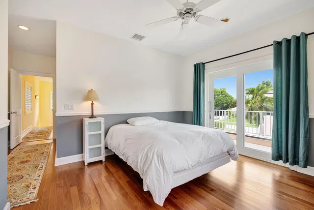 Admirals Cove Residence photo 46