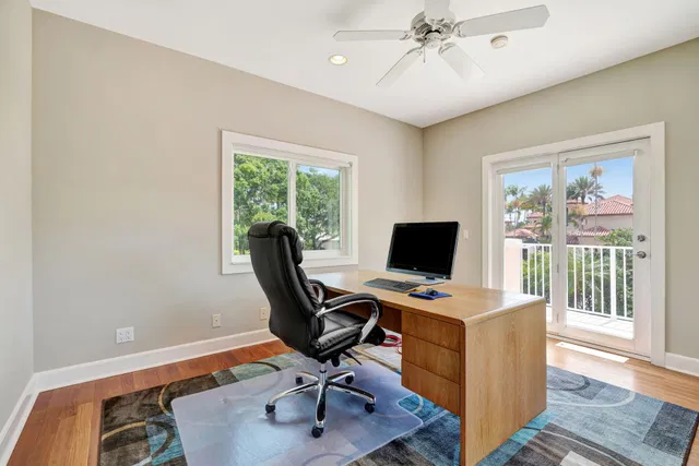 Admirals Cove Residence photo 59