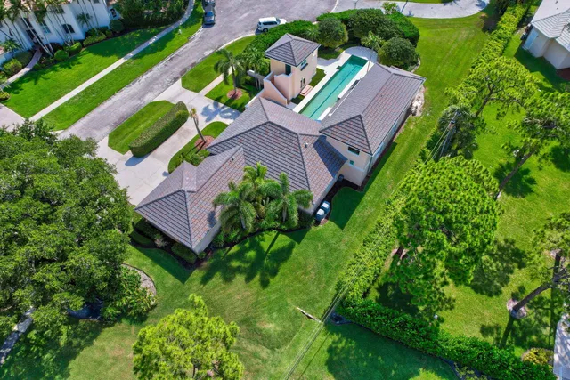 Admirals Cove Residence photo 72