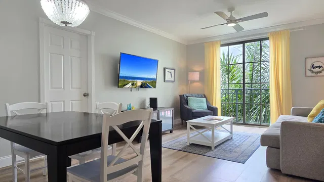 Courtyards in Cityplace Unit 521 photo 5
