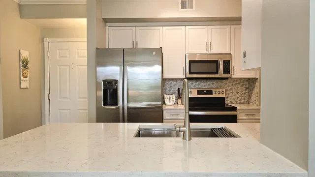 Courtyards in Cityplace Unit 521 photo 8