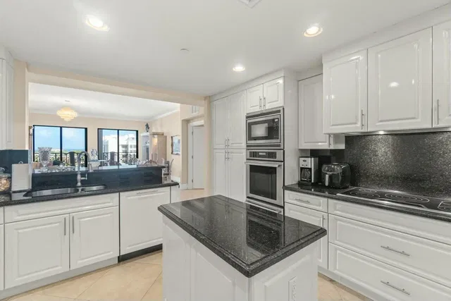 Palmetto Place Boca Unit 808 photo 13