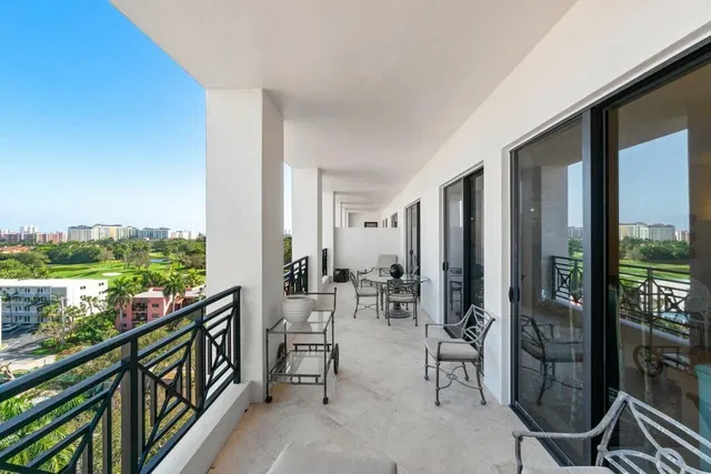 Palmetto Place Boca Unit 808 photo 32