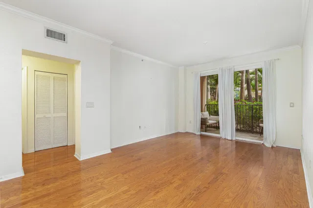 Flagler Pointe Unit 107 photo 4
