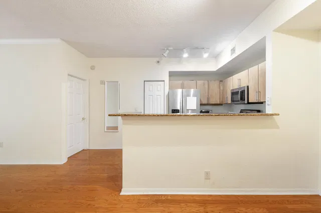 Flagler Pointe Unit 107 photo 8