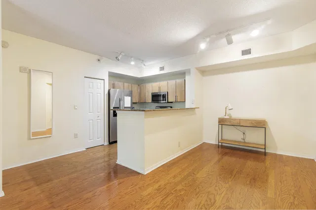 Flagler Pointe Unit 107 photo 9