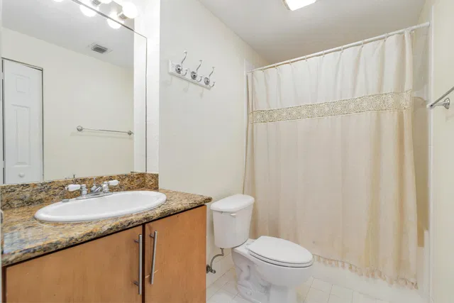 Flagler Pointe Unit 107 photo 13
