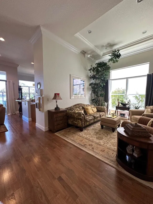  Residence photo 20