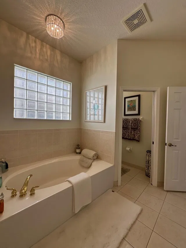  Residence photo 33