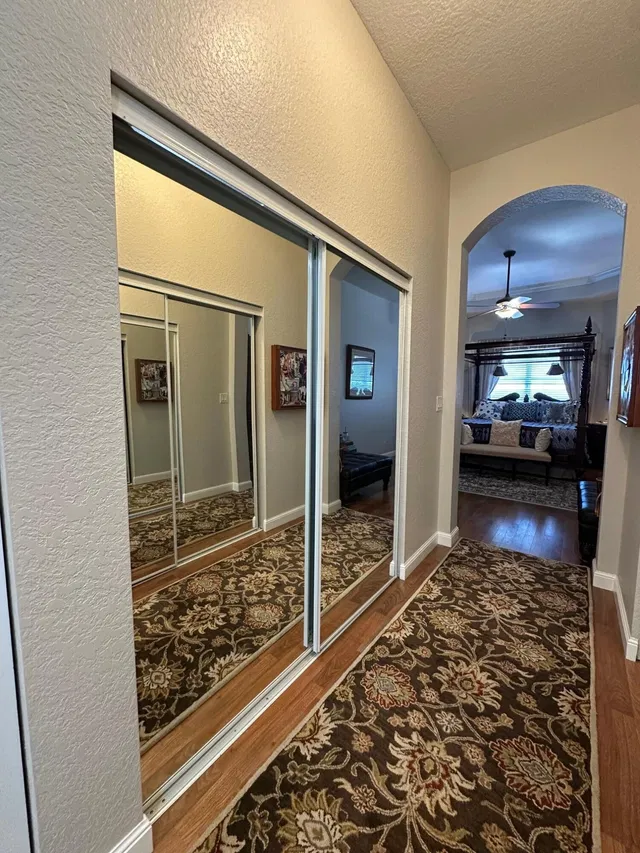 Residence photo 36