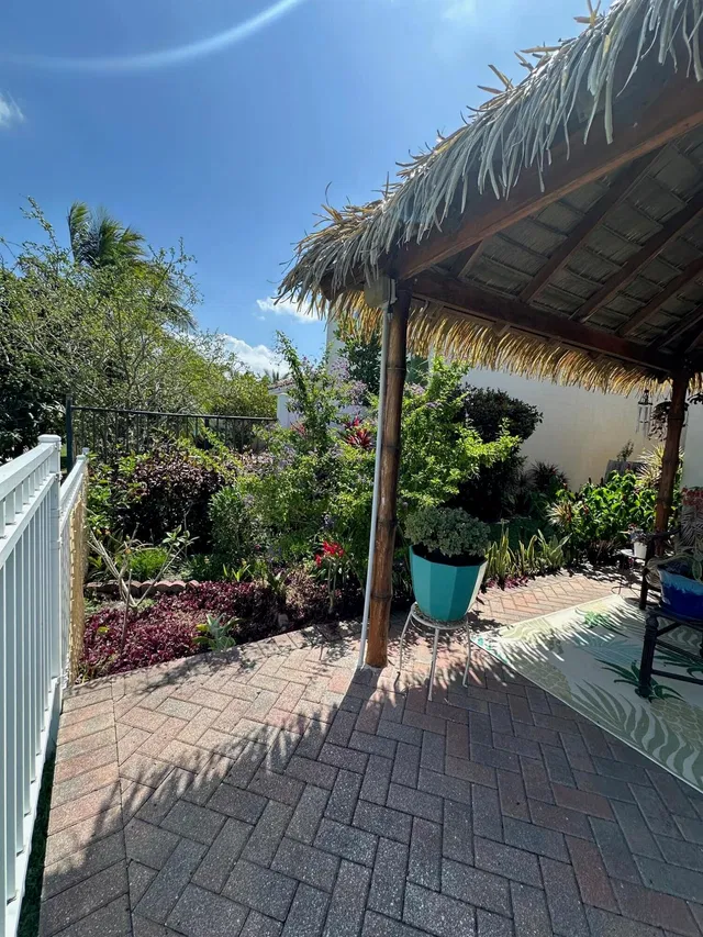 Residence photo 53