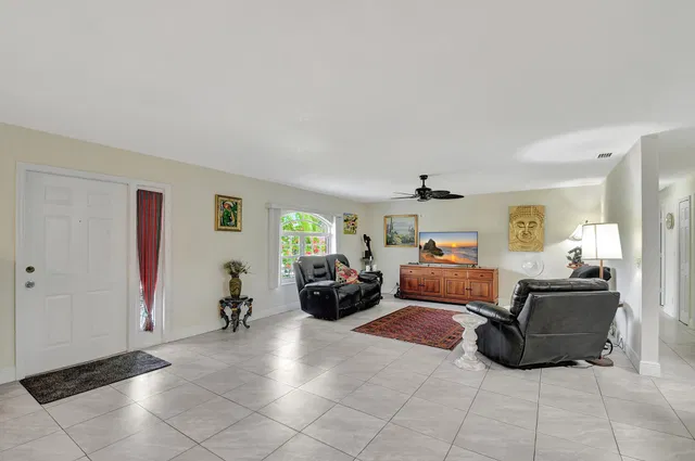 Residence photo 7