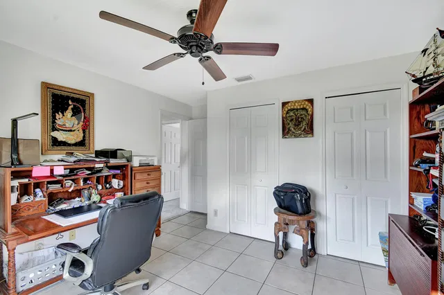 Residence photo 26