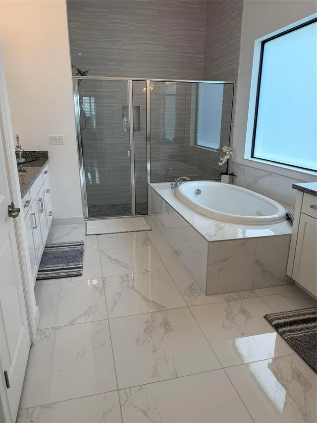 Residence photo 19