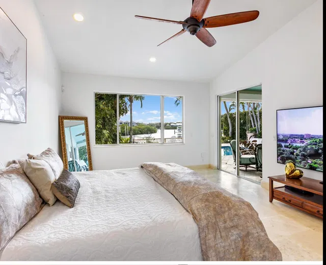 Admirals Cove Residence photo 16