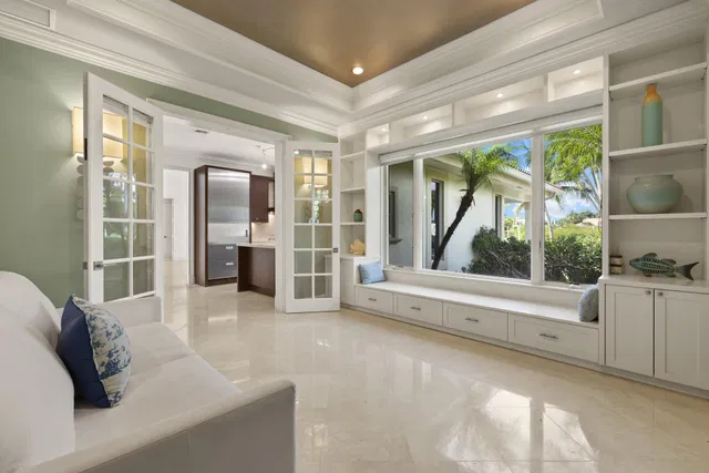 Admirals Cove Residence photo 23