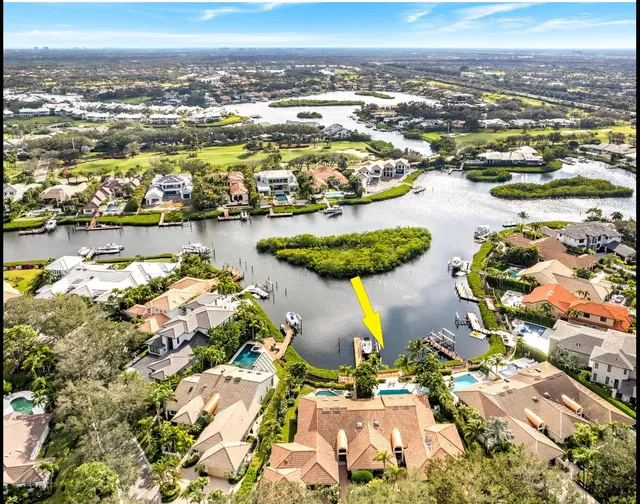 Admirals Cove Residence photo 36