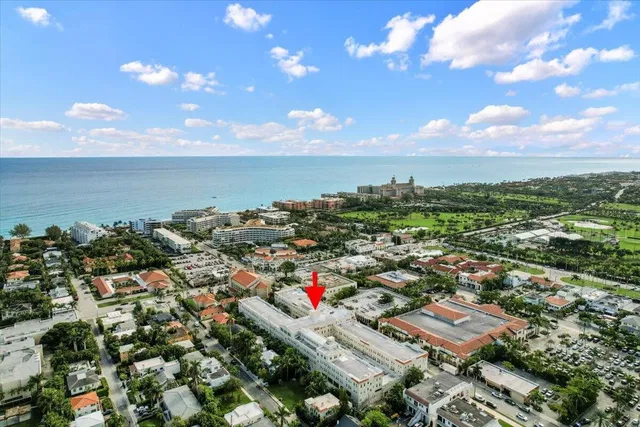 235 Sunrise Avenue #3008