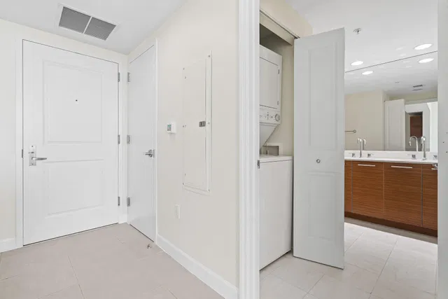 City Palms Unit 829 photo 9