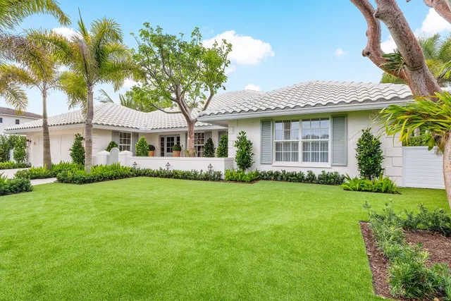 Royal Palm Yacht and Country Club Residence photo 4