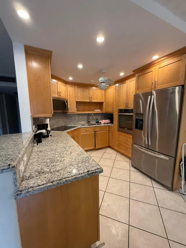 Residence photo 2
