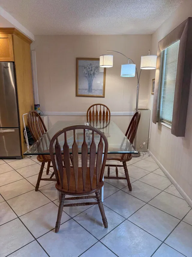 Residence photo 5