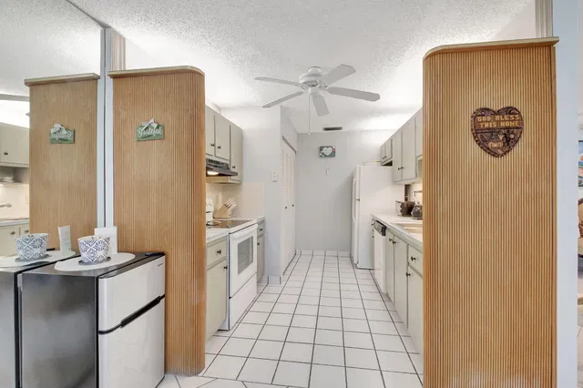 Residence photo 11
