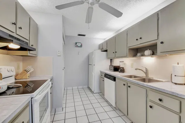 Residence photo 14